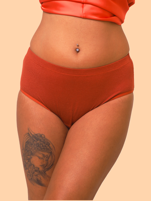 High Rise Hipster Leakproof Underwear in Medium Absorbency